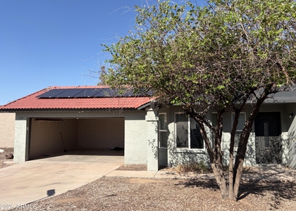 1139 W Laredo Street - Photo 1