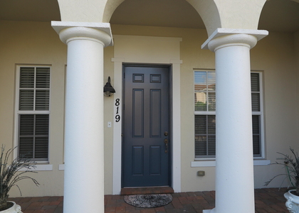 819 Nw 82nd Place - Photo 1