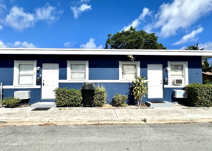 601 N K Street - Photo 1
