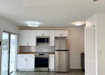 436 Auburn - Photo 1