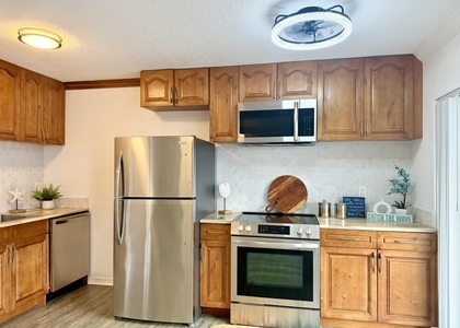 436 Auburn - Photo 1