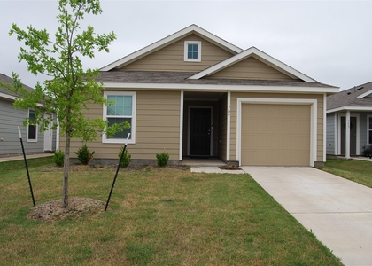 709 Slocum Way - Photo 1