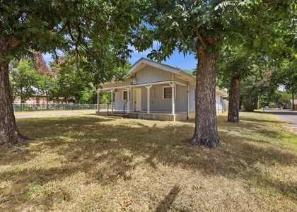 1415 Stanwood Avenue - Photo 1