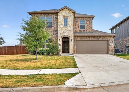 1005 Chaplin Drive - Photo 1