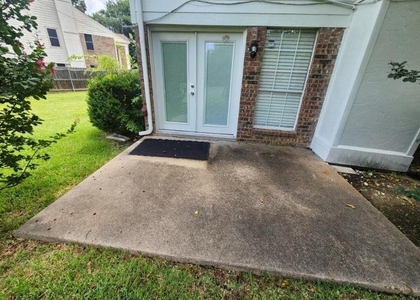 1503 Maybrook Court - Photo 1