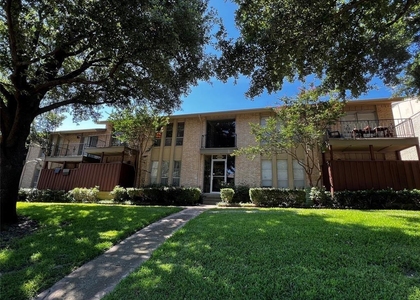 5826 Sandhurst Lane - Photo 1