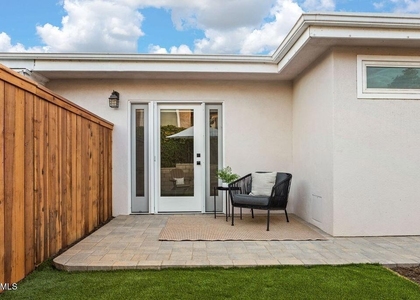 280 E Loop Drive - Photo 1