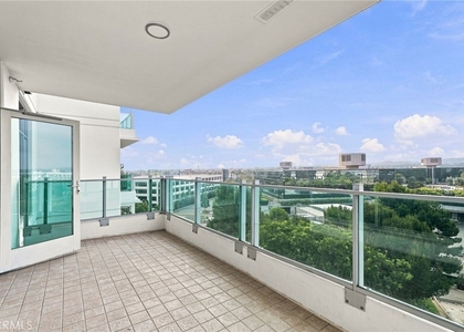 3141 Michelson - Photo 1