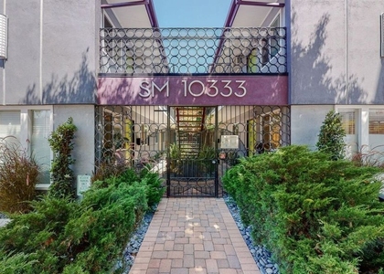 10333 Santa Monica Boulevard - Photo 1