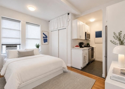 205 W 88th Street - Photo 1