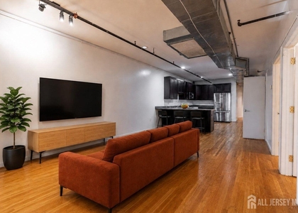 378 George Street - Photo 1
