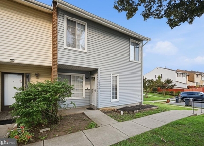 10976 Hiram Court - Photo 1