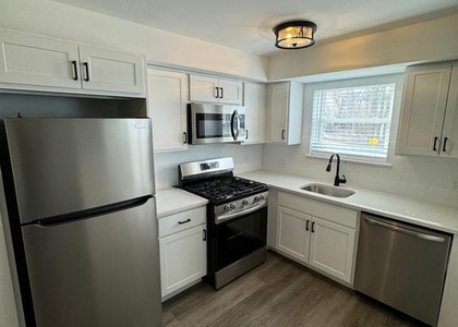 1841 Davisville Road - Photo 1