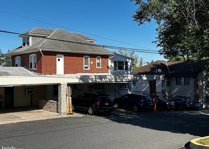 2783 E High Street - Photo 1