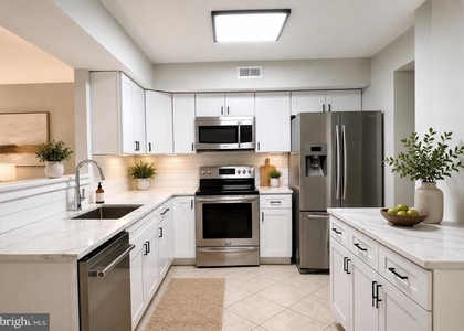68 Lafayette Lane - Photo 1
