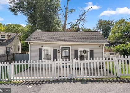 5001 Fable Street - Photo 1