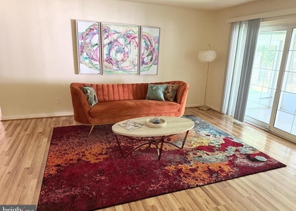 428 Montemar Avenue - Photo 1