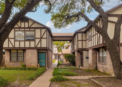 7406 Shadow Hill Dr - Photo 1
