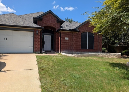 352 Sweet Gum - Photo 1