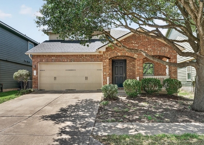 1703 Comfort Ln - Photo 1