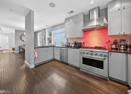819 6th Street Nw - Photo 1