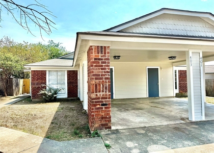 403 Country Aire Dr - Photo 1