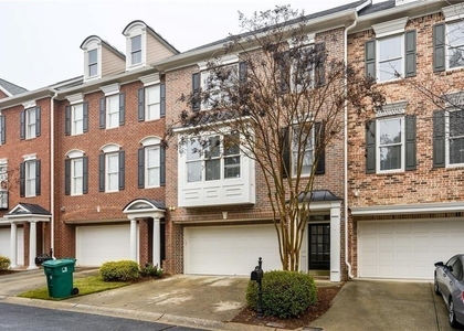 600 Vinings Estates Drive Se - Photo 1