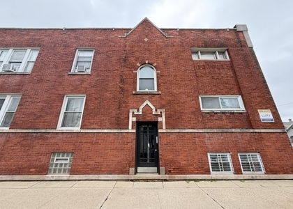 3652 N Kilpatrick Avenue - Photo 1