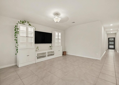 6611 Casper Falls Trl - Photo 1