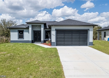 2604 73rd Street W - Photo 1
