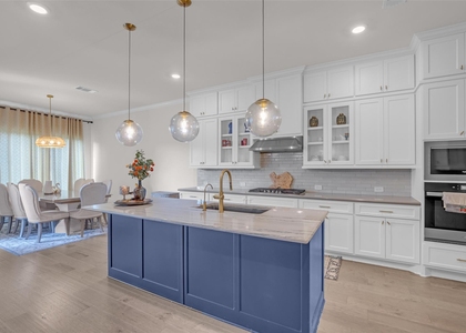 10922 Providence Court - Photo 1
