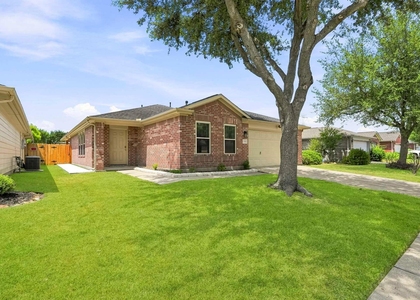 13510 Gospel Way - Photo 1