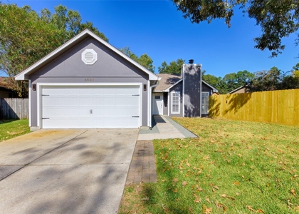 3607 Hampstead Court - Photo 1