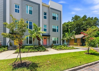 116 26th Street N - Photo 1