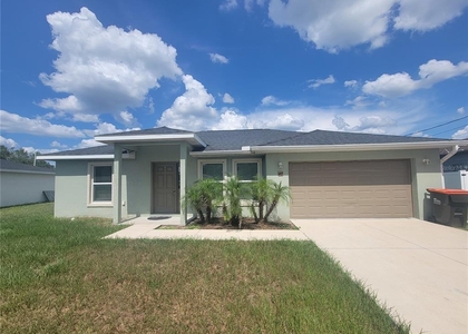42 Juniper Loop Circle - Photo 1