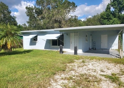 420 Somerset Road - Photo 1