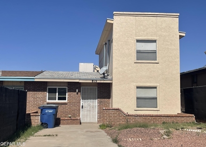 815 Silvestre Road - Photo 1