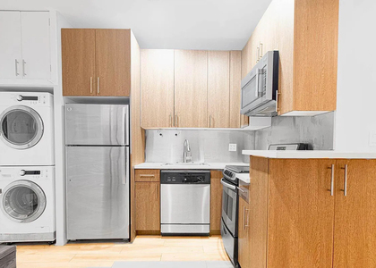  East 52nd Street - Photo 1
