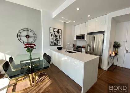 West 36th Street - Photo 1