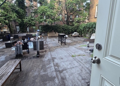 East 7th Street - Photo 1
