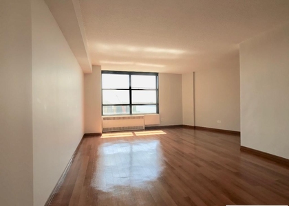 3333 Broadway - Photo 1