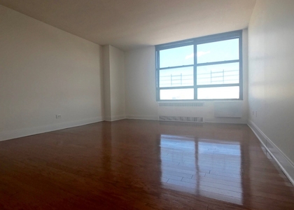 3333 Broadway - Photo 1