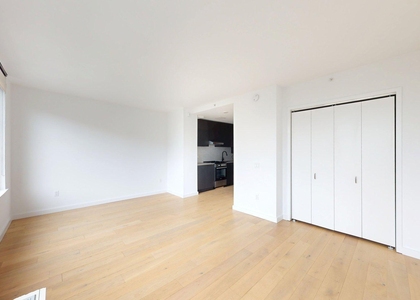 Northern Boulevard - Photo 1