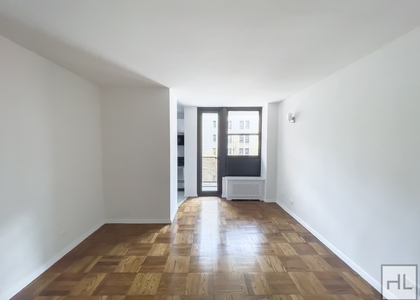 East 35 Street - Photo 1