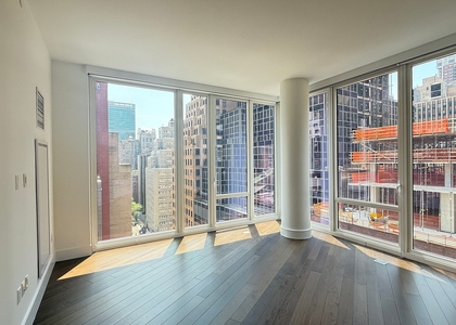 East 44th Street - Photo 1