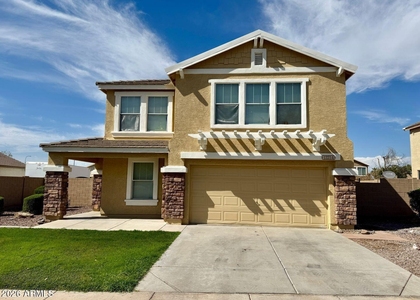 12214 W Apache Street - Photo 1