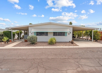 2501 W Wickenburg Way - Photo 1
