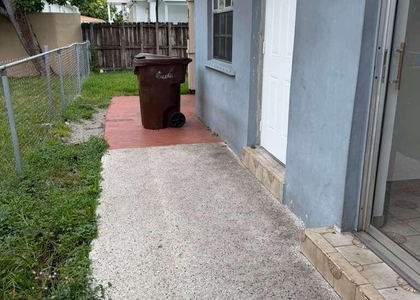 4796 E 10th Avenue - Photo 1