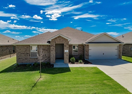 555 Delaware Road - Photo 1