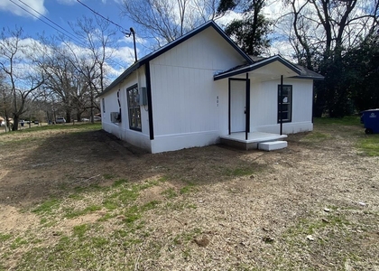 801 Walnut Street - Photo 1